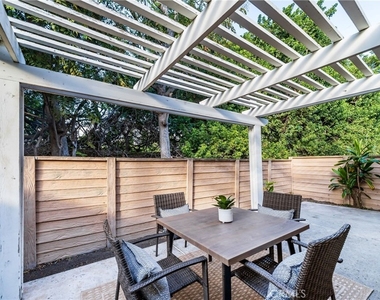 51 Ashbrook - Photo Thumbnail 32