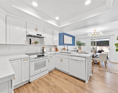 51 Ashbrook - Photo Thumbnail 7