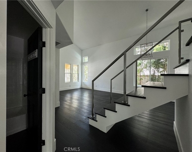 28 Deerwood - Photo Thumbnail 10