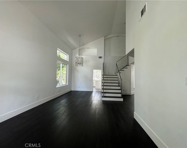 28 Deerwood - Photo Thumbnail 2
