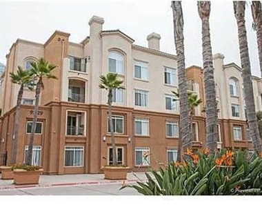 9253 Regents Road - Photo Thumbnail 12