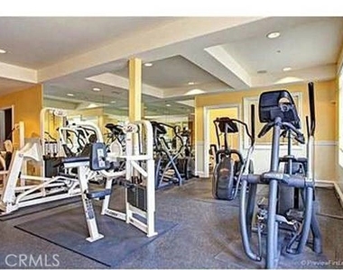 9253 Regents Road - Photo Thumbnail 9