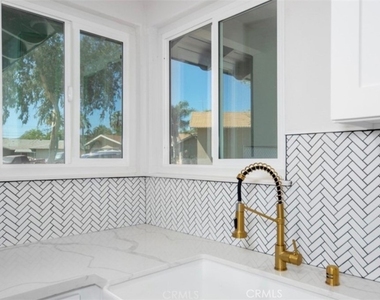11233 Doverwood - Photo Thumbnail 10