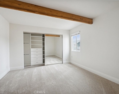 215 Walnut Street - Photo Thumbnail 10