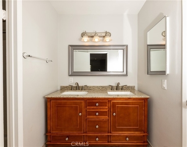 1741 Tustin Avenue - Photo Thumbnail 8