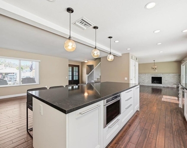 14349 Aedan Court - Photo Thumbnail 10