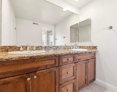 14349 Aedan Court - Photo Thumbnail 23