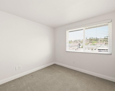 14349 Aedan Court - Photo Thumbnail 28