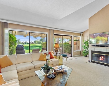 41220 Woodhaven Drive W - Photo Thumbnail 12