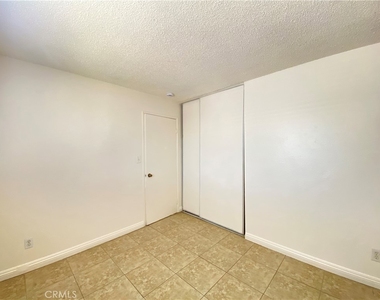 15129 Elm Court - Photo Thumbnail 8
