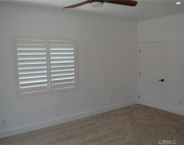 12747 Hilltop Drive - Photo Thumbnail 14