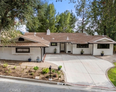 516 Venado Vista - Photo Thumbnail 1