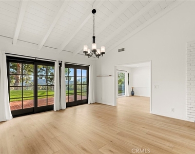 516 Venado Vista - Photo Thumbnail 15
