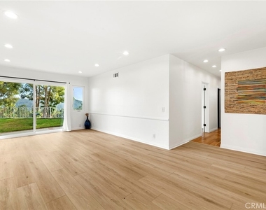 516 Venado Vista - Photo Thumbnail 6