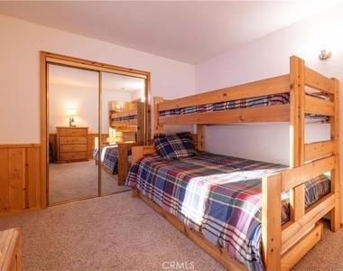 479 Villa Grove - Photo Thumbnail 23
