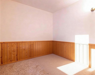 479 Villa Grove - Photo Thumbnail 20