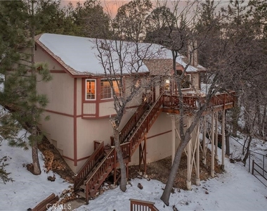 479 Villa Grove - Photo Thumbnail 29