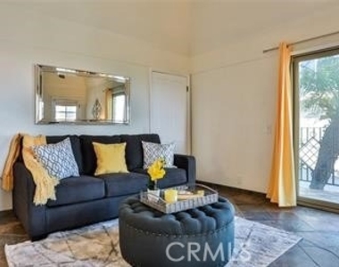 31736 Seacliff Drive - Photo Thumbnail 2
