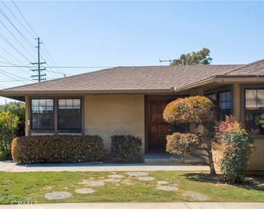 8331 Grand Avenue - Photo Thumbnail 2