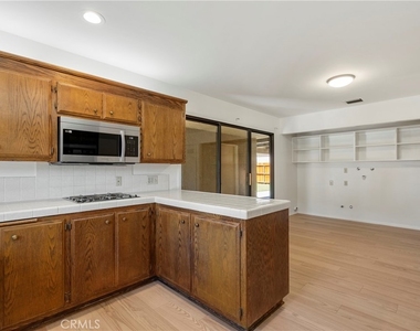 8331 Grand Avenue - Photo Thumbnail 5