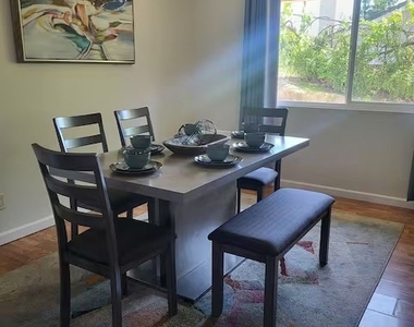 1811 Navajo Place - Photo Thumbnail 7