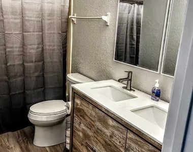 1811 Navajo Place - Photo Thumbnail 18