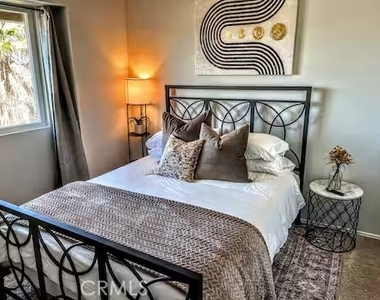 1811 Navajo Place - Photo Thumbnail 15