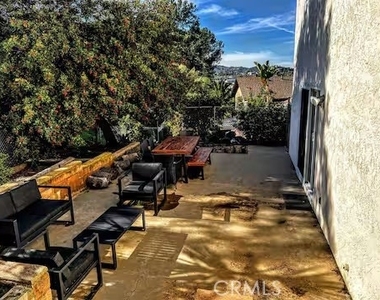 1811 Navajo Place - Photo Thumbnail 24