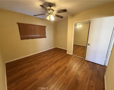 7601 N Hollywood - Photo Thumbnail 5