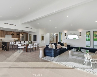 1764 E Loma Alta - Photo Thumbnail 12