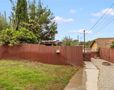 4173 York Boulevard - Photo Thumbnail 4