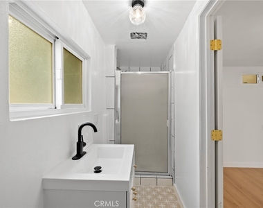 4173 York Boulevard - Photo Thumbnail 16