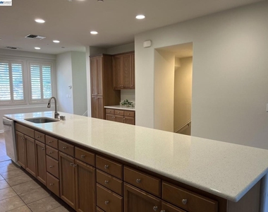 5683 Melodia Cir - Photo Thumbnail 7