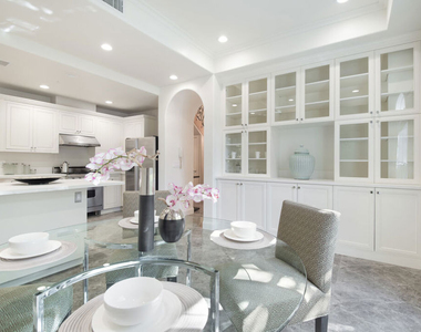 202 N Crescent Drive - Photo Thumbnail 4
