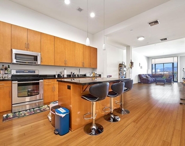 3223 W 6th Street - Photo Thumbnail 8