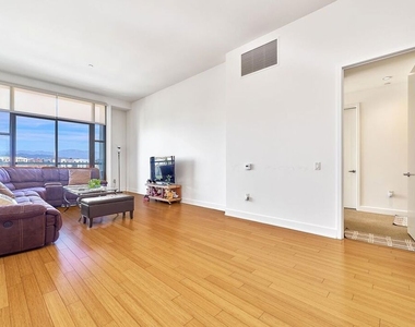 3223 W 6th Street - Photo Thumbnail 2
