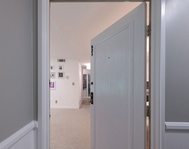 1230 Horn Avenue - Photo Thumbnail 3