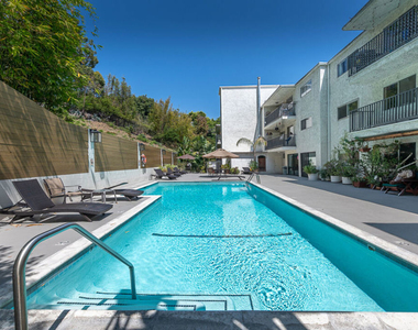 1230 Horn Avenue - Photo Thumbnail 20