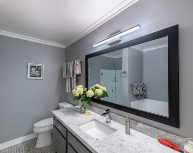 1230 Horn Avenue - Photo Thumbnail 15