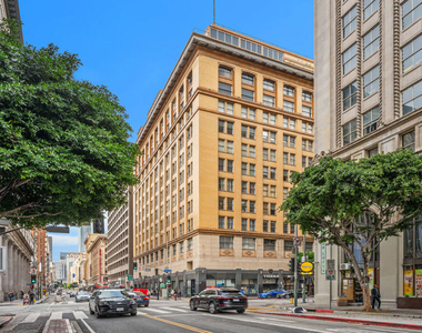 215 W 7th Street - Photo Thumbnail 24