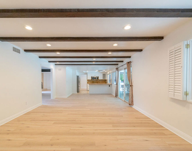 4220 Towhee Drive - Photo Thumbnail 12