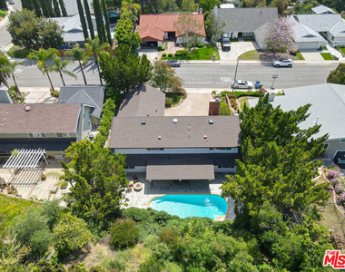 4220 Towhee Drive - Photo Thumbnail 2