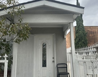 1116 N Ardmore Avenue - Photo Thumbnail 1