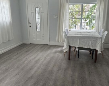 1116 N Ardmore Avenue - Photo Thumbnail 5
