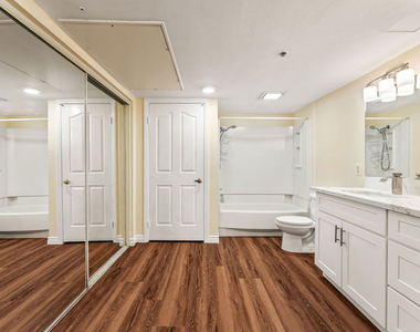 4755 Templeton Street - Photo Thumbnail 24