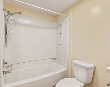 4755 Templeton Street - Photo Thumbnail 27