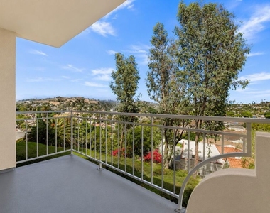 4755 Templeton Street - Photo Thumbnail 29
