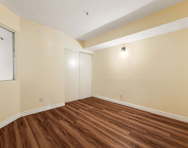 4755 Templeton Street - Photo Thumbnail 13