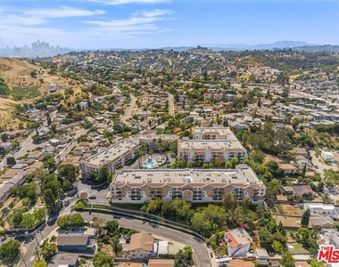 4755 Templeton Street - Photo Thumbnail 51