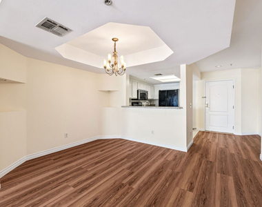 4755 Templeton Street - Photo Thumbnail 9